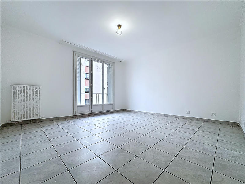 Appartement - 67 m² - 4 pièces