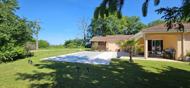 Maison - 110 m² - 4 pièces