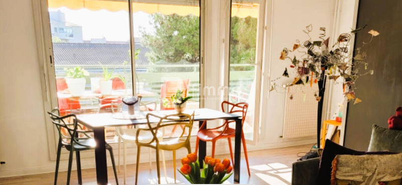 Appartement - 75 m² - 3 pièces