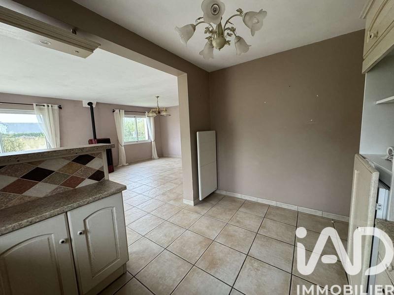 Maison - 96 m² - 6 pièces