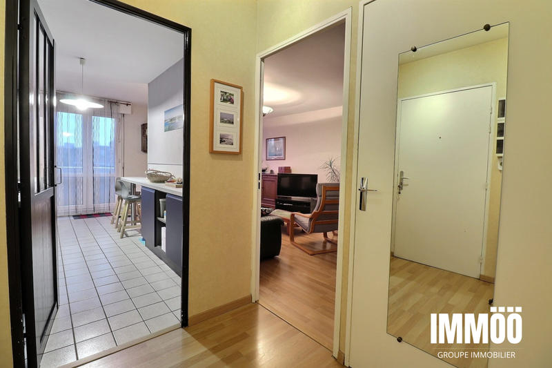 Appartement - 82 m² - 4 pièces