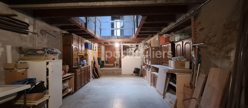 Maison - 200 m² - 7 pièces