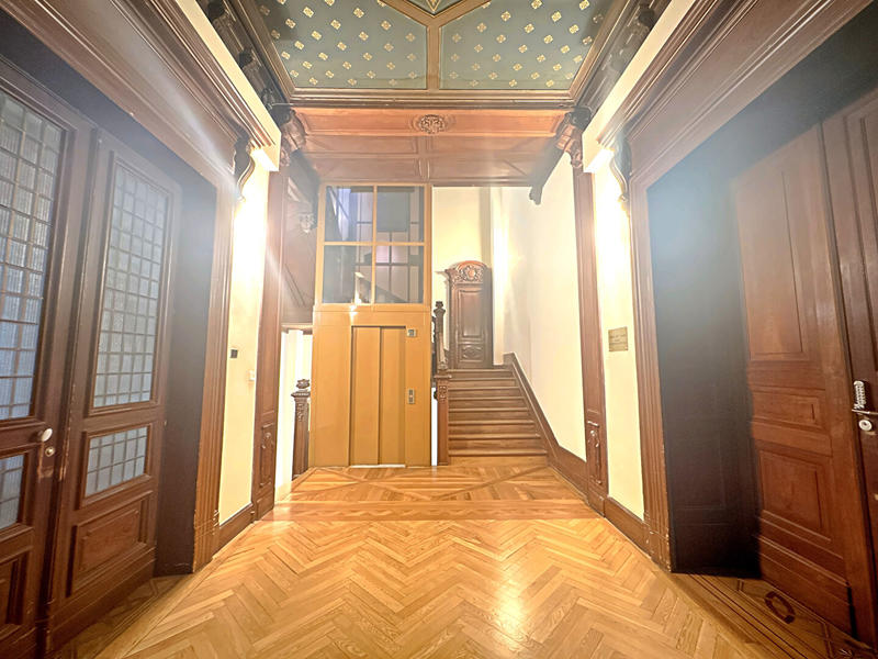 Bureau - 100 m² - 4 pièces