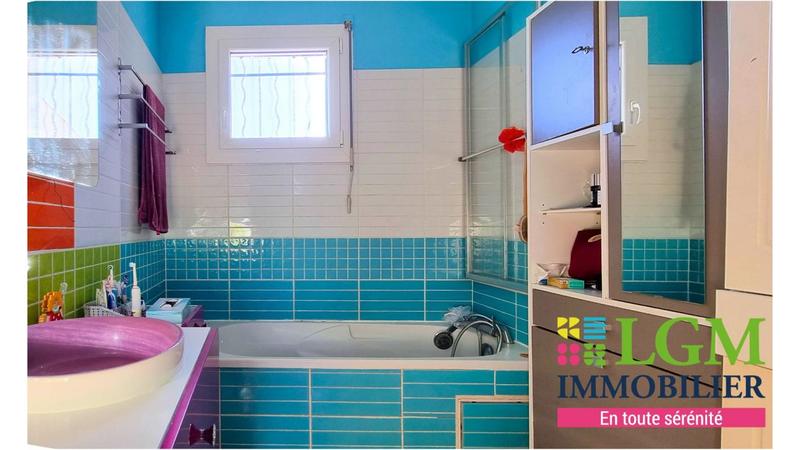 Maison - 190 m² - 8 pièces