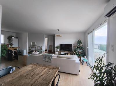 Maison - 91 m² - 4 pièces