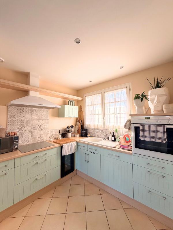 Maison traditionnelle - 111 m² - 4 pièces