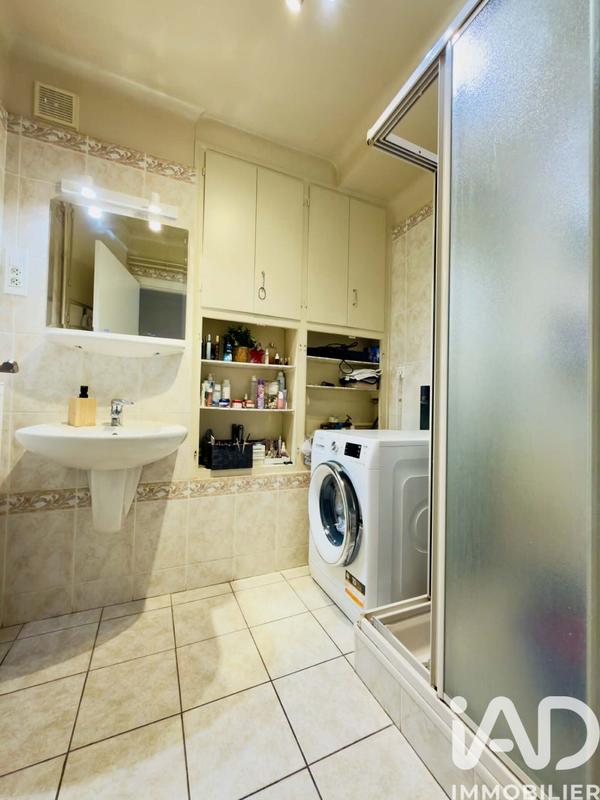 Appartement - 93 m² - 5 pièces