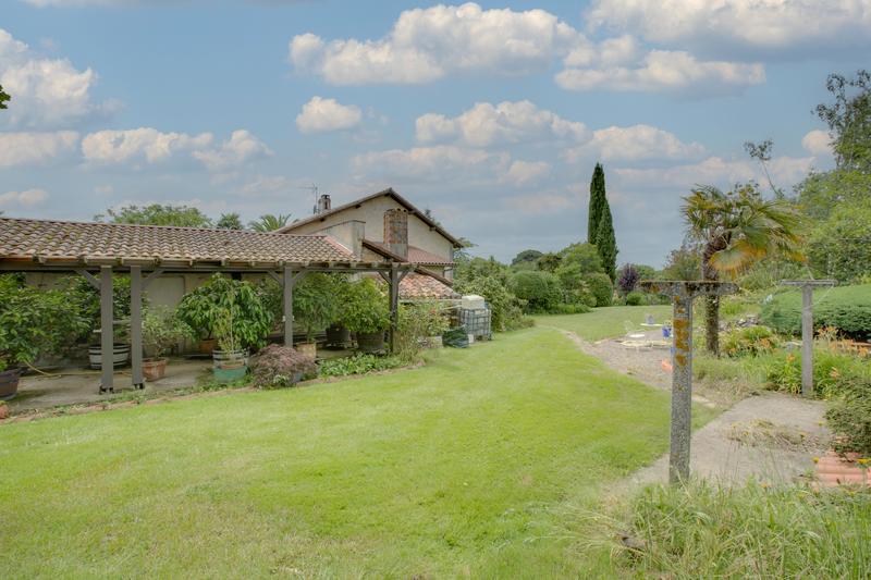 Villa - 188 m² - 7 pièces