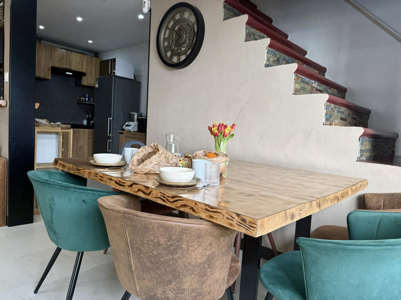 Maison - 93 m² - 4 pièces