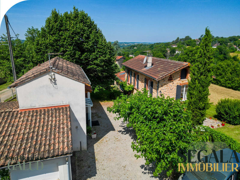 Maison - 173 m² - 6 pièces