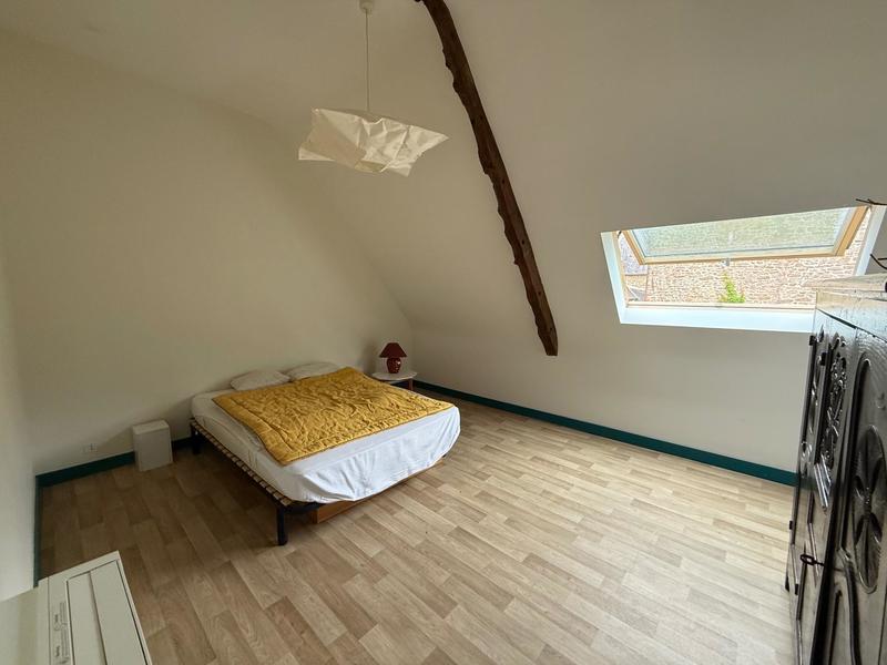 Maison - 207 m² - 12 pièces