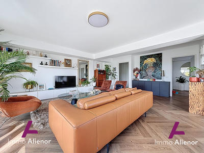 Appartement - 140 m² - 5 pièces