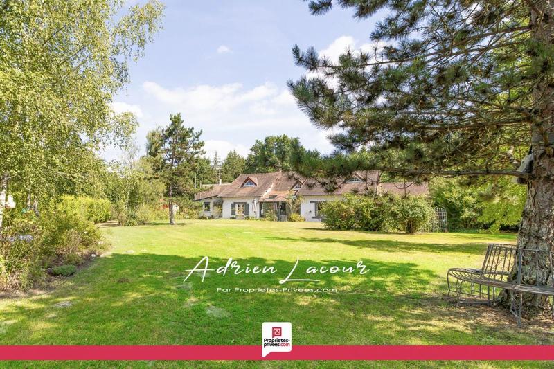 Maison - 180 m² - 8 pièces