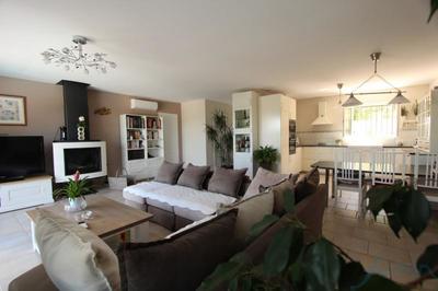 Villa - 240 m² - 9 pièces