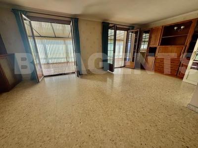 Maison traditionnelle - 180 m² - 6 pièces