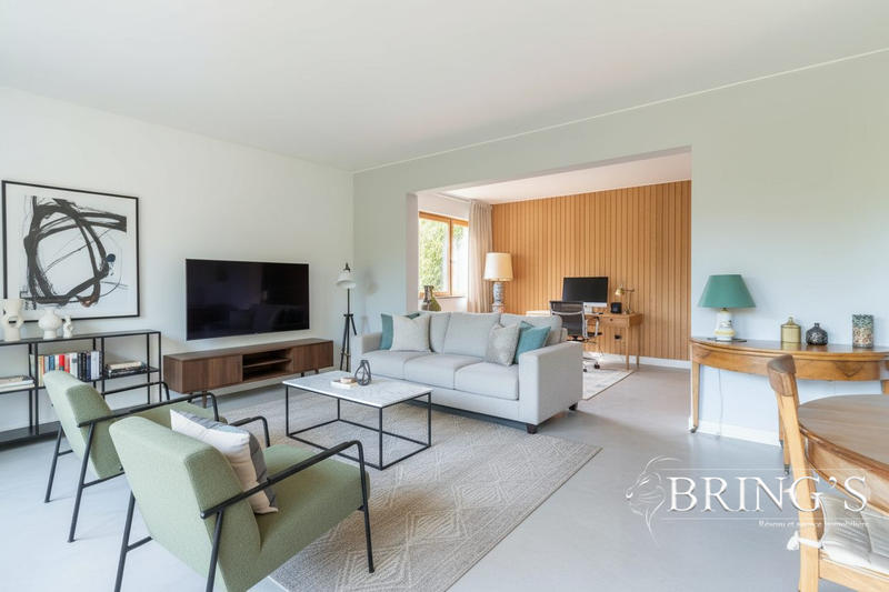 Appartement - 101 m² - 6 pièces