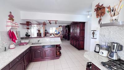 Villa - 200 m² - 6 pièces