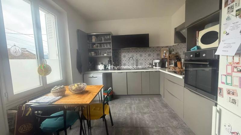 Maison - 140 m² - 6 pièces