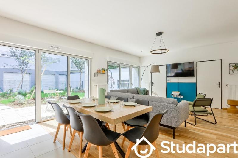 Chambre - 9 m² - 1 pièce