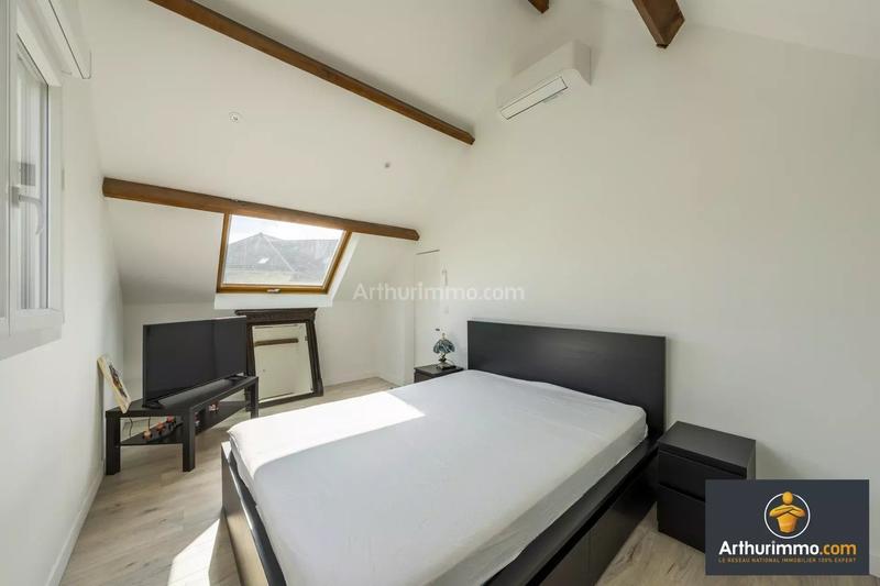 Maison - 223 m² - 7 pièces