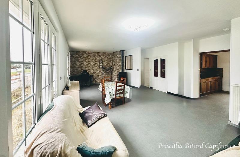 Maison - 104 m² - 6 pièces