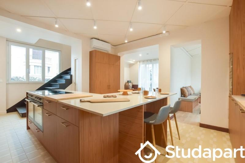 Chambre - 10 m² - 1 pièce