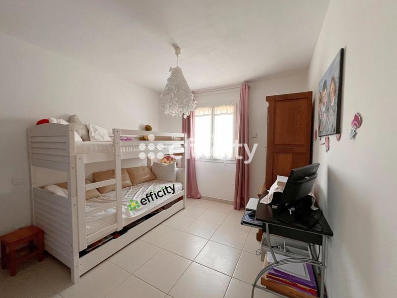 Maison - 170 m² - 5 pièces