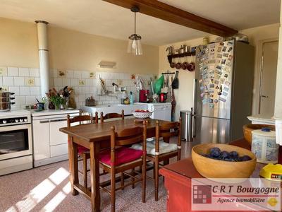 Maison - 121 m² - 5 pièces