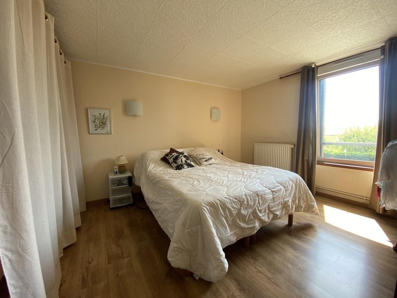 Maison - 200 m² - 6 pièces