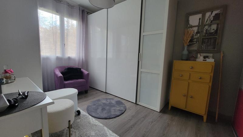 Maison - 193 m² - 9 pièces