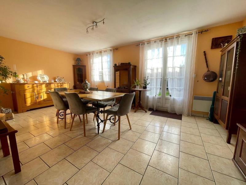 Maison traditionnelle - 133 m² - 6 pièces