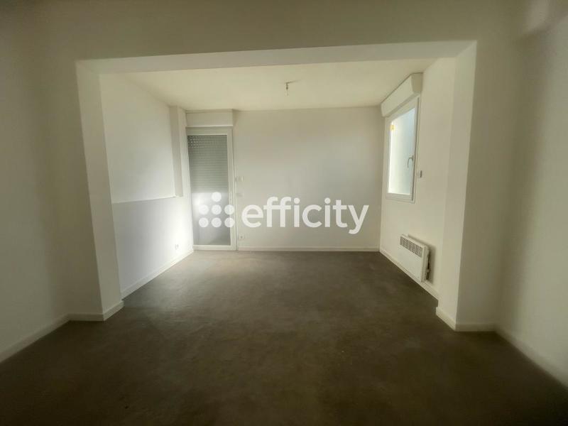 Immeuble - 85 m² - 4 pièces