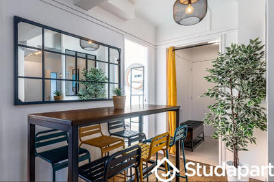 Chambre - 13 m² - 1 pièce