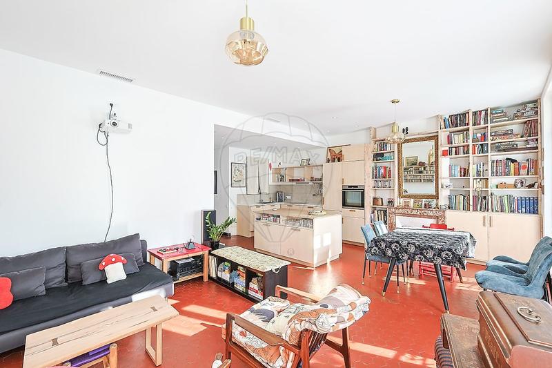 Appartement - 90 m² - 3 pièces