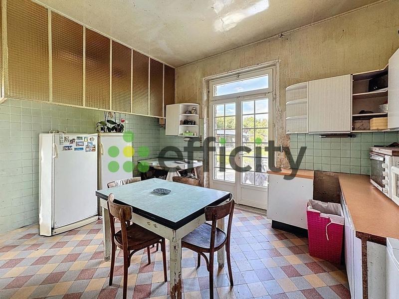 Chaumière - 214 m² - 9 pièces