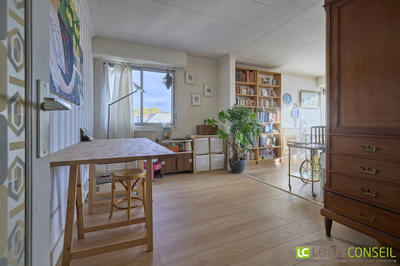 Appartement - 85 m² - 4 pièces