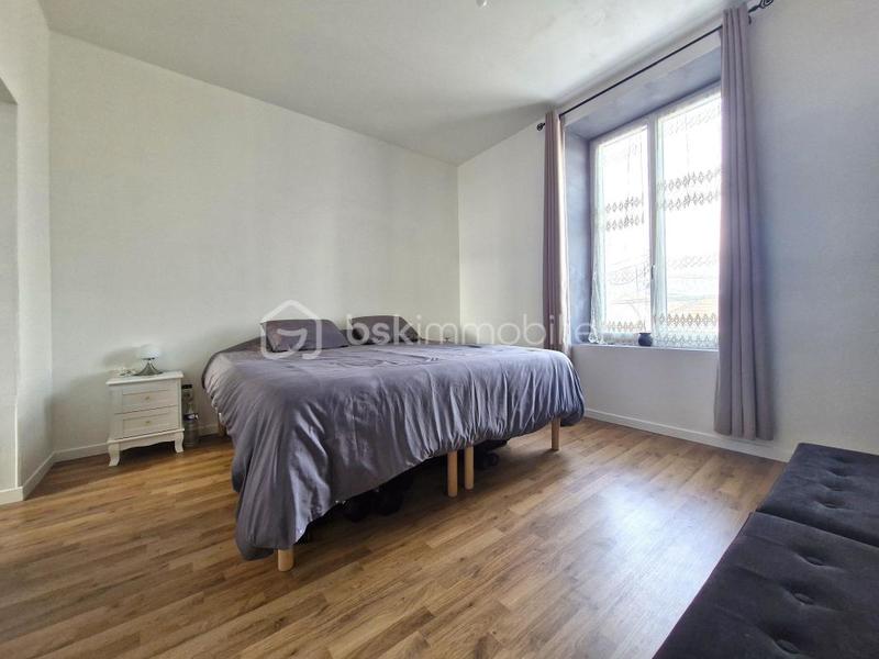 Immeuble - 303 m² - 12 pièces