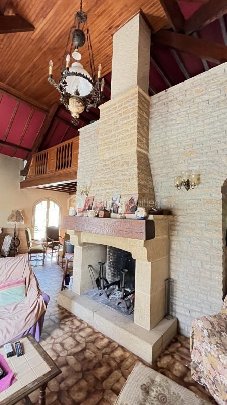 Maison traditionnelle - 198 m² - 7 pièces