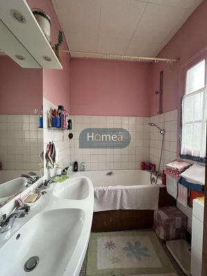 Maison - 130 m² - 6 pièces