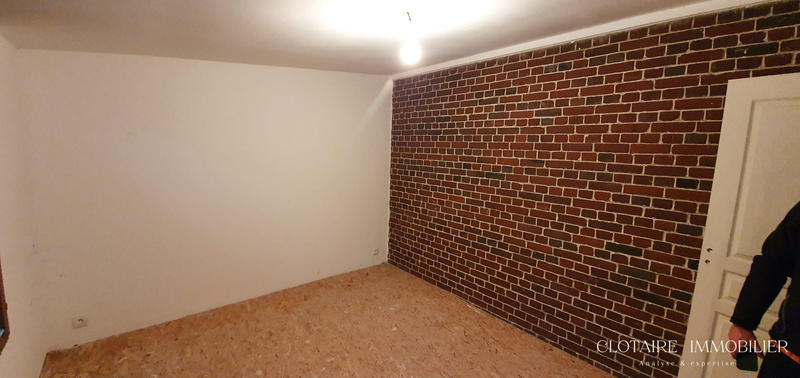 Maison ancienne - 400 m² - 10 pièces