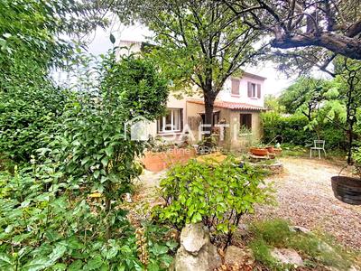 Maison - 89 m² - 4 pièces