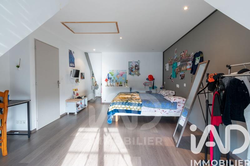 Maison - 195 m² - 6 pièces