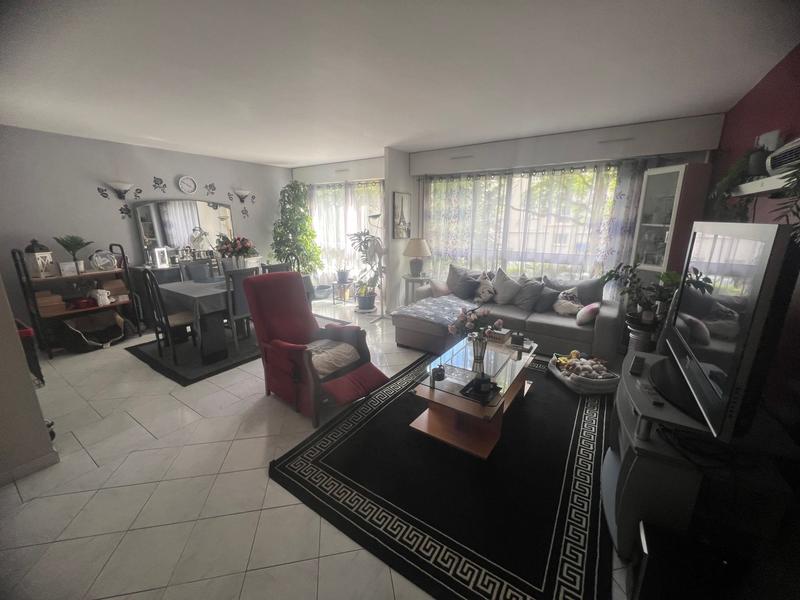 Appartement - 84 m² - 4 pièces
