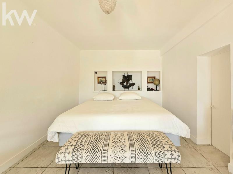 Maison - 172 m² - 8 pièces