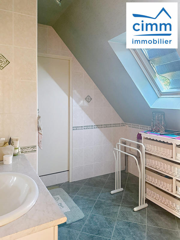 Maison - 154 m² - 8 pièces