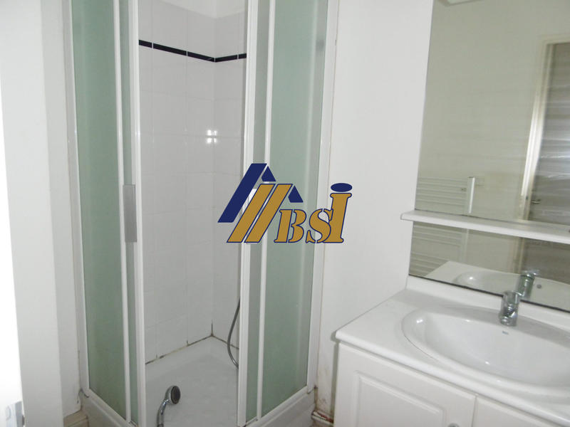 Maison - 92 m² - 5 pièces