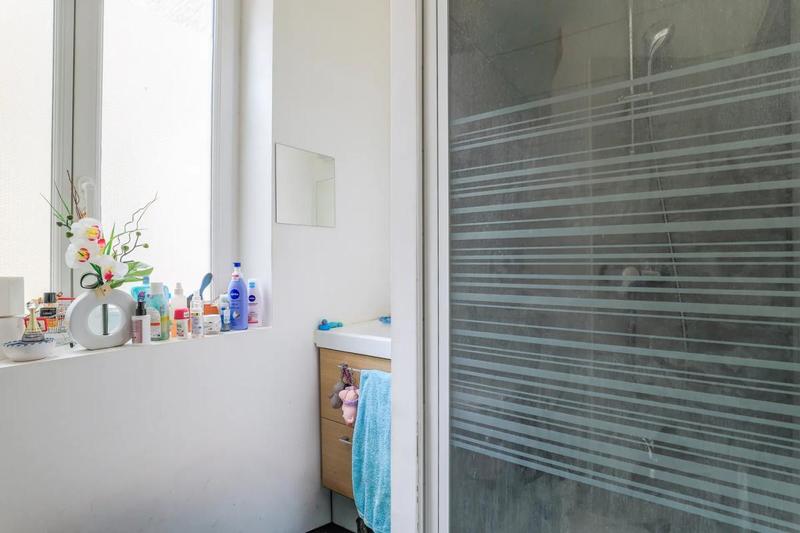 Maison - 98 m² - 8 pièces