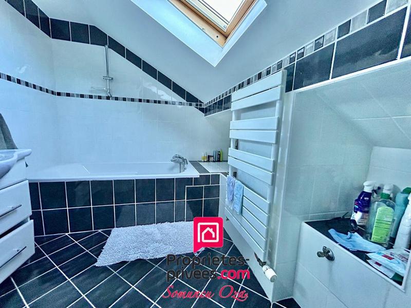 Maison - 192 m² - 7 pièces