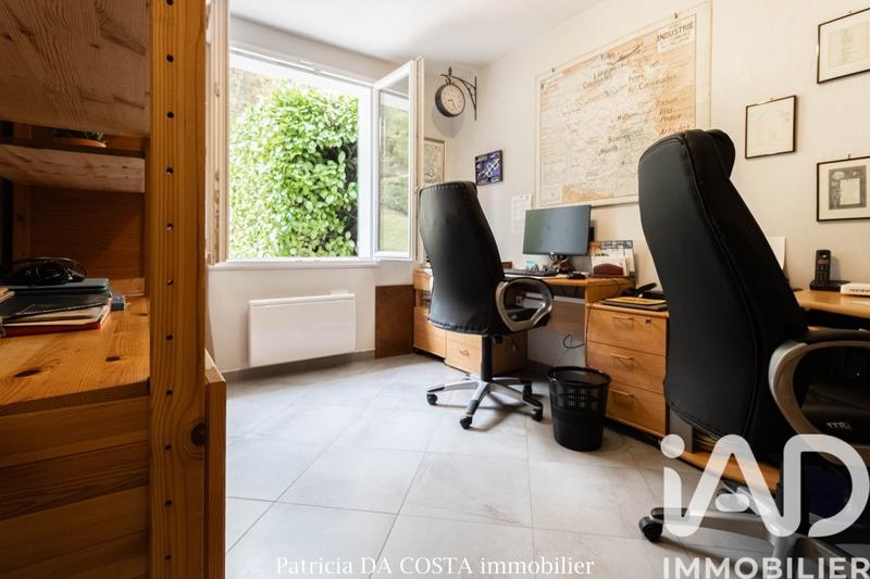 Maison - 110 m² - 6 pièces