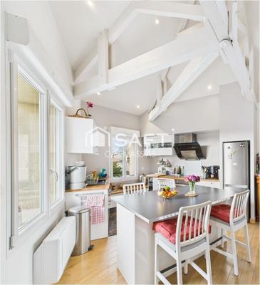 Appartement - 93 m² - 4 pièces